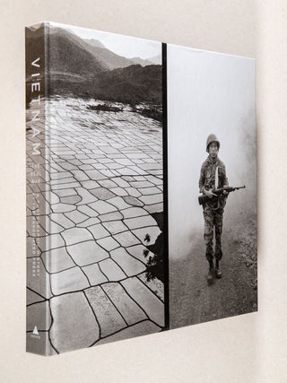 Vietnam: The Real War; A Photographic History by the Associated Press